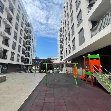 Gate Of Vracar + Parking Belgrade